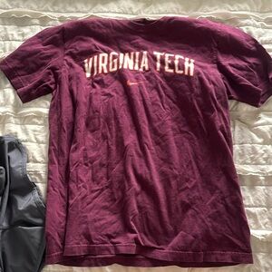 Nike Virginia Tech T-shirt, size large